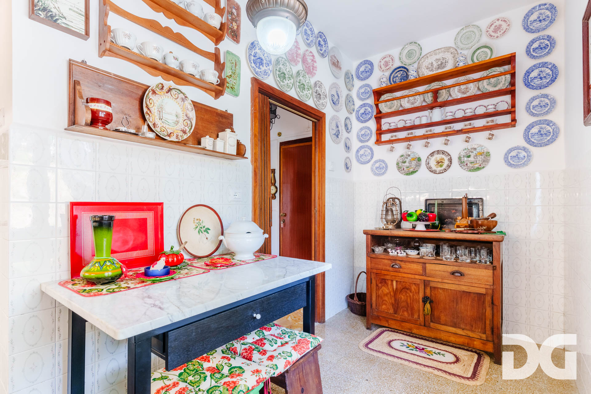 Immobiliare Del Guasta TIGLIETO – VILLA BIFAMILIARE MQ. 196 CON GIARDINO, TERRAZZI E BOX
