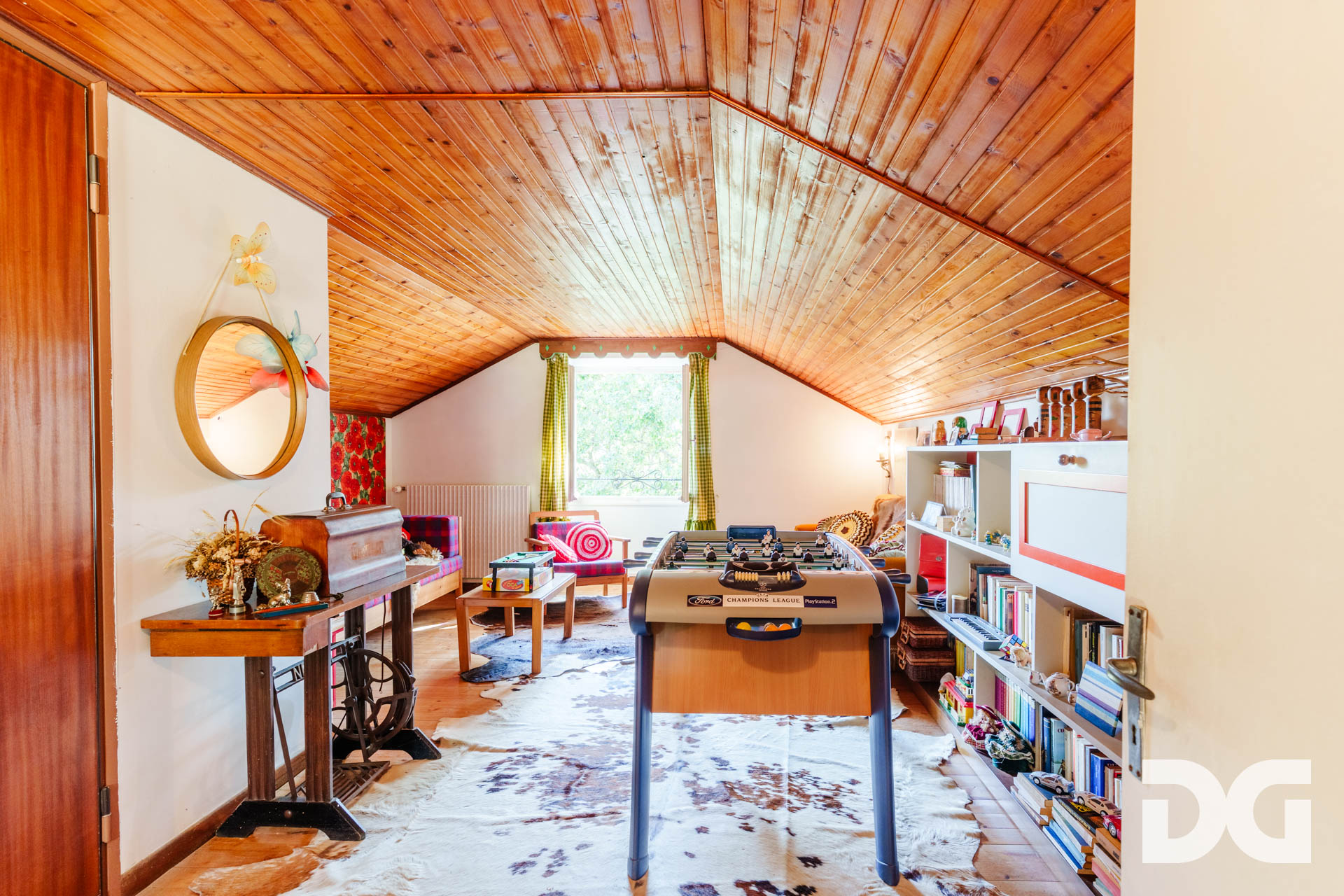 Immobiliare Del Guasta TIGLIETO – VILLA BIFAMILIARE MQ. 196 CON GIARDINO, TERRAZZI E BOX