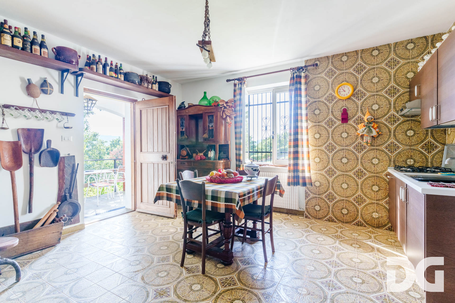 Immobiliare Del Guasta TIGLIETO – VILLA BIFAMILIARE MQ. 196 CON GIARDINO, TERRAZZI E BOX