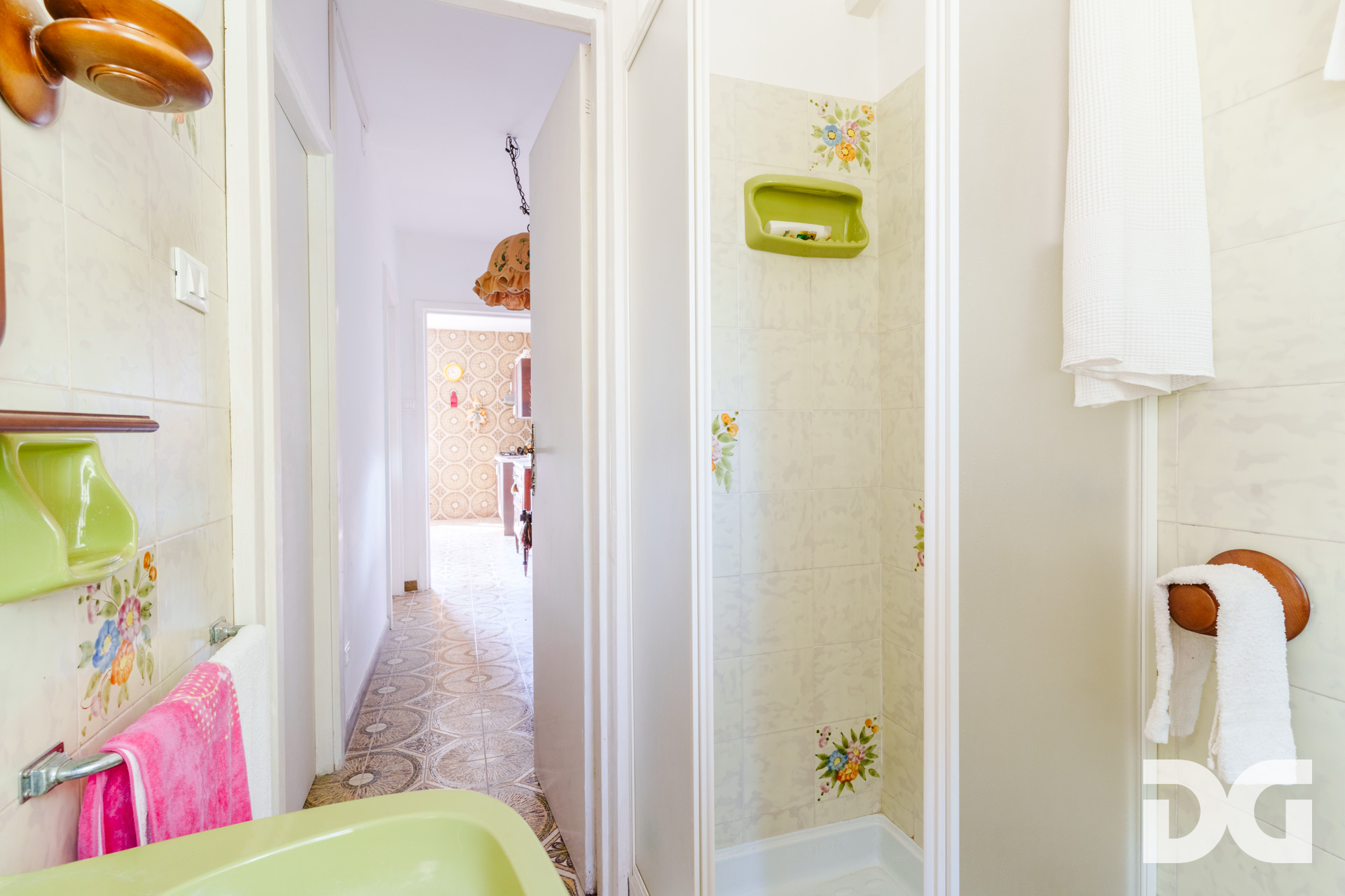 Immobiliare Del Guasta TIGLIETO – VILLA BIFAMILIARE MQ. 196 CON GIARDINO, TERRAZZI E BOX