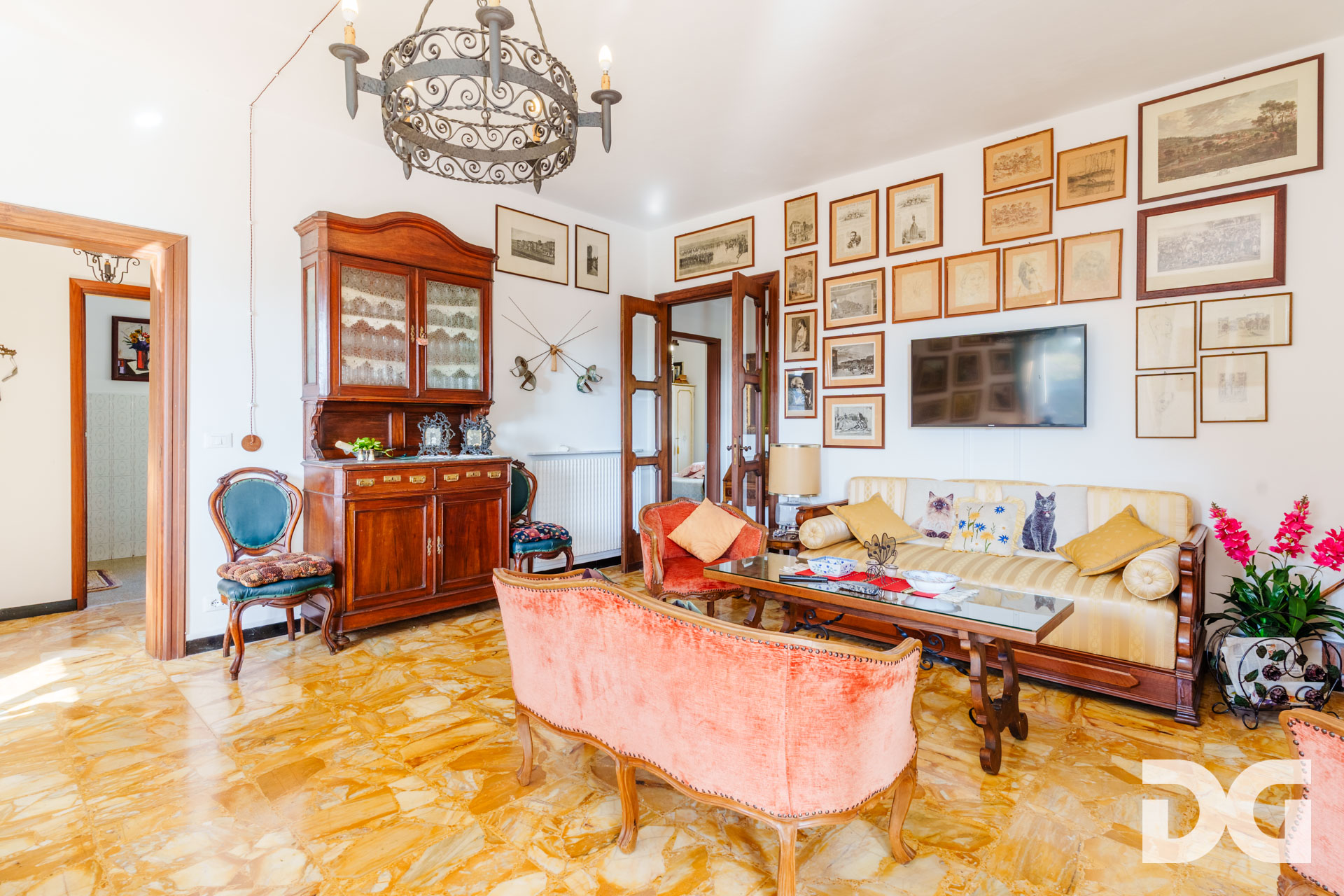 Immobiliare Del Guasta TIGLIETO – VILLA BIFAMILIARE MQ. 196 CON GIARDINO, TERRAZZI E BOX