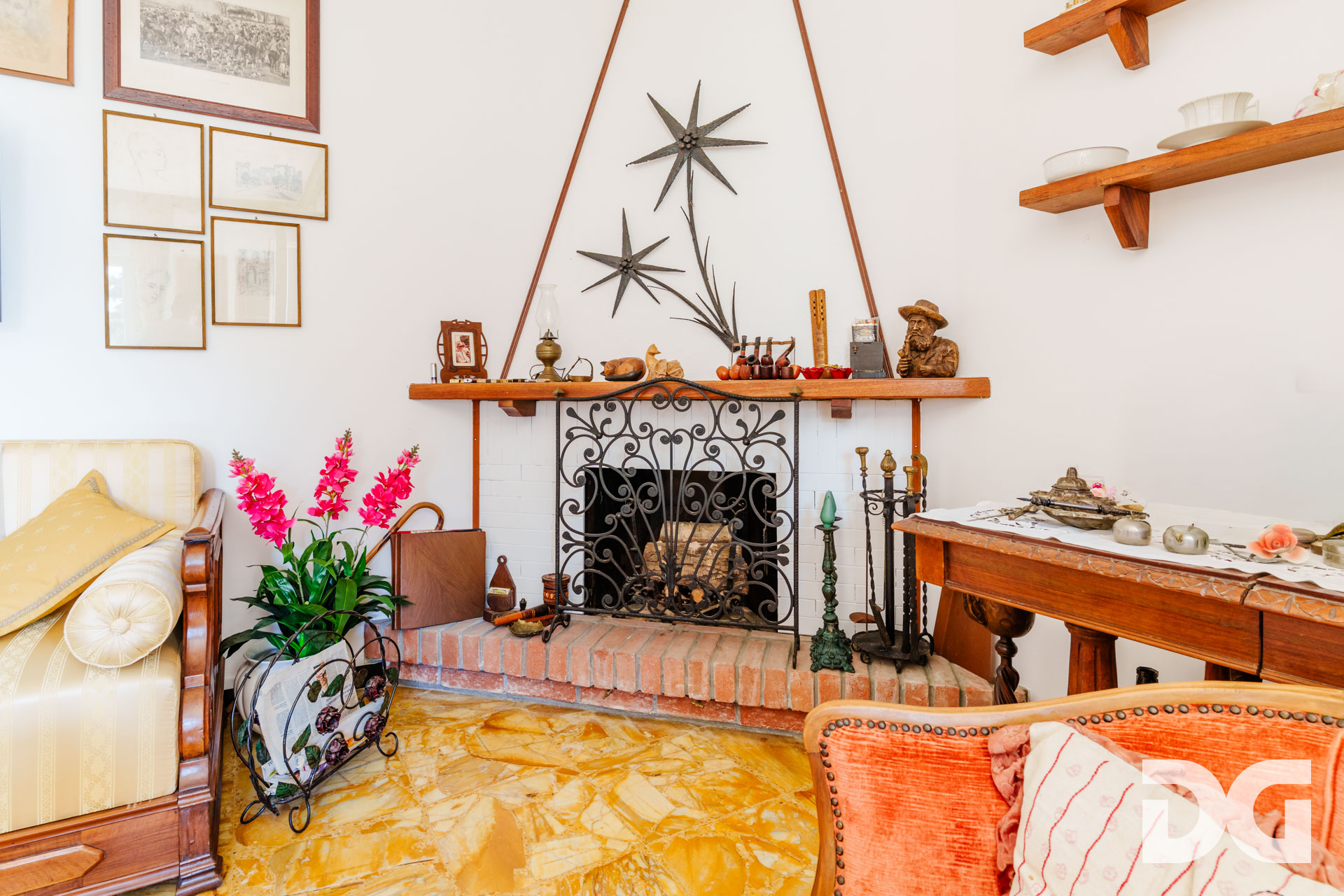 Immobiliare Del Guasta TIGLIETO – VILLA BIFAMILIARE MQ. 196 CON GIARDINO, TERRAZZI E BOX