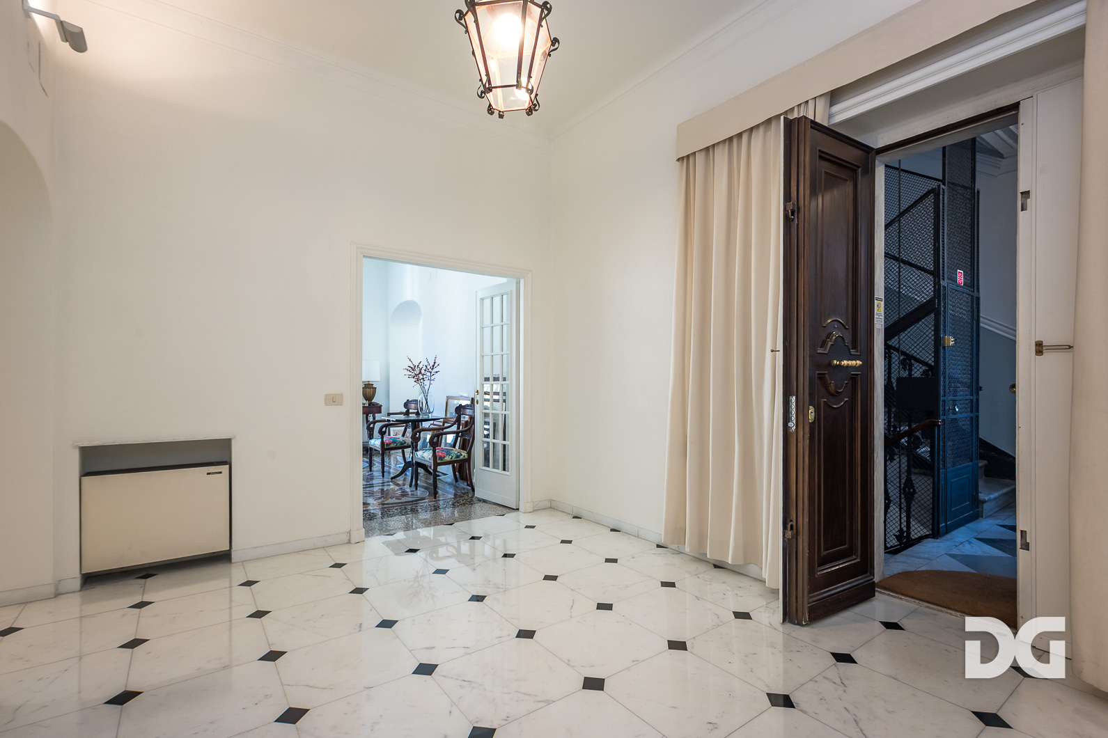 Immobiliare Del Guasta MANIN – VIA ASSAROTTI – PRESTIGIOSI MQ. 222 PENULTIMO PIANO (CAT. A/2) 