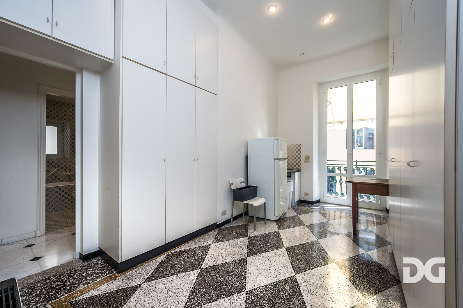 Immobiliare Del Guasta MANIN – VIA ASSAROTTI – PRESTIGIOSI MQ. 222 PENULTIMO PIANO (CAT. A/2) 