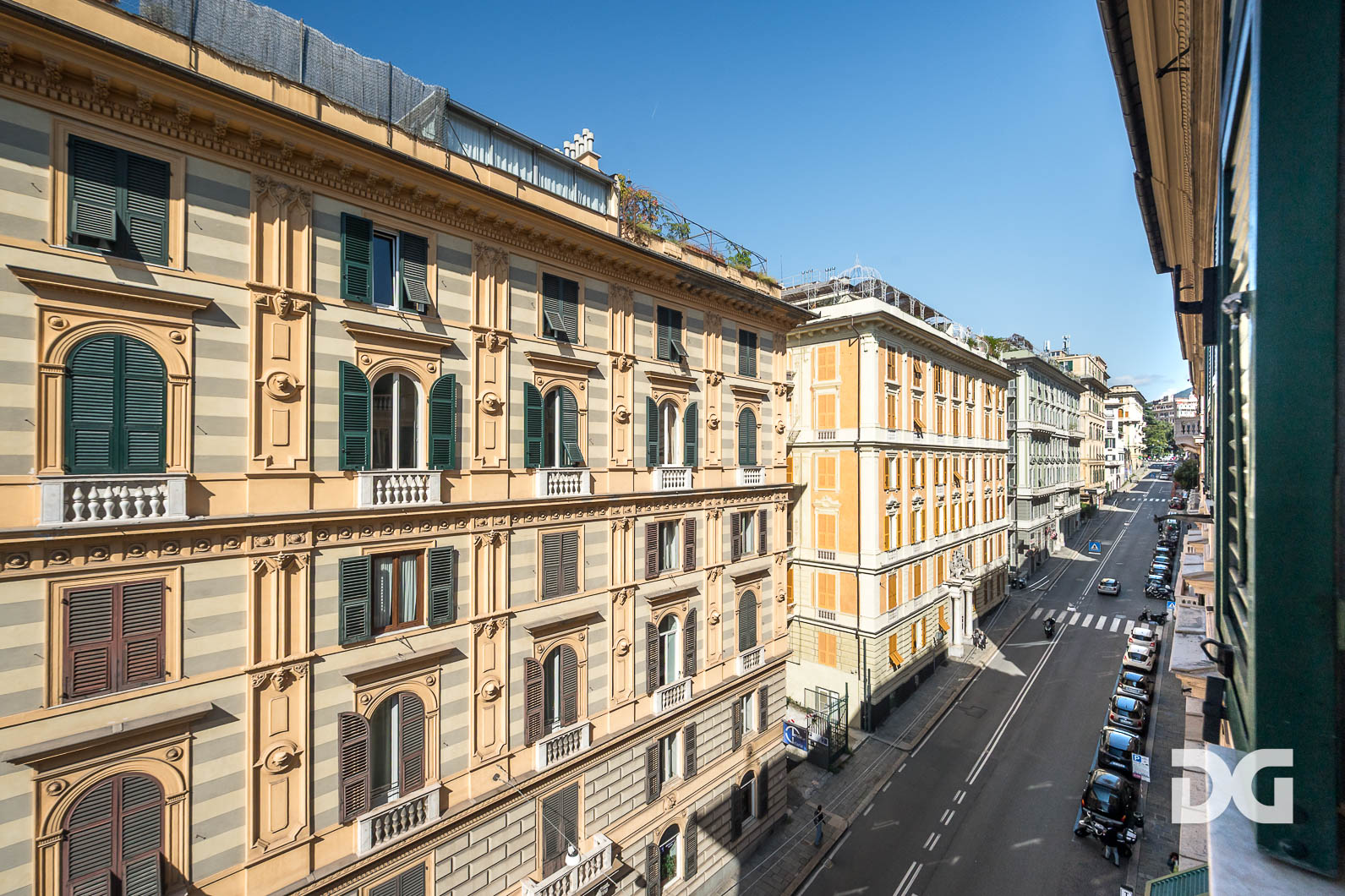 Immobiliare Del Guasta MANIN – VIA ASSAROTTI – PRESTIGIOSI MQ. 222 PENULTIMO PIANO (CAT. A/2) 