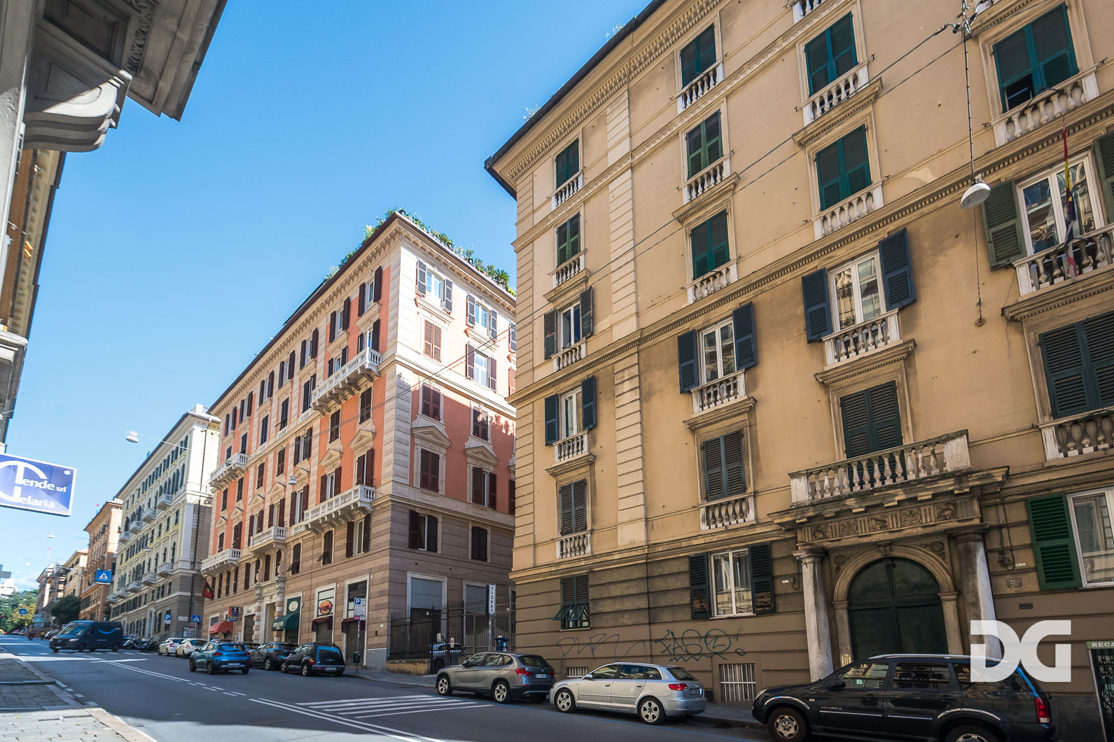 Immobiliare Del Guasta MANIN – VIA ASSAROTTI – PRESTIGIOSI MQ. 222 PENULTIMO PIANO (CAT. A/2) 