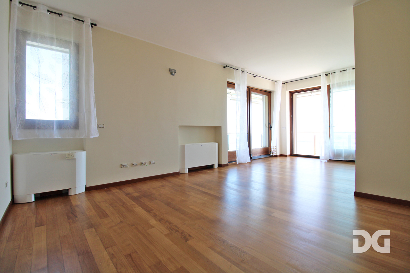 Immobiliare Del Guasta PEGLI MARE–TORRE ELAH - PANORAMICI MQ. 100 