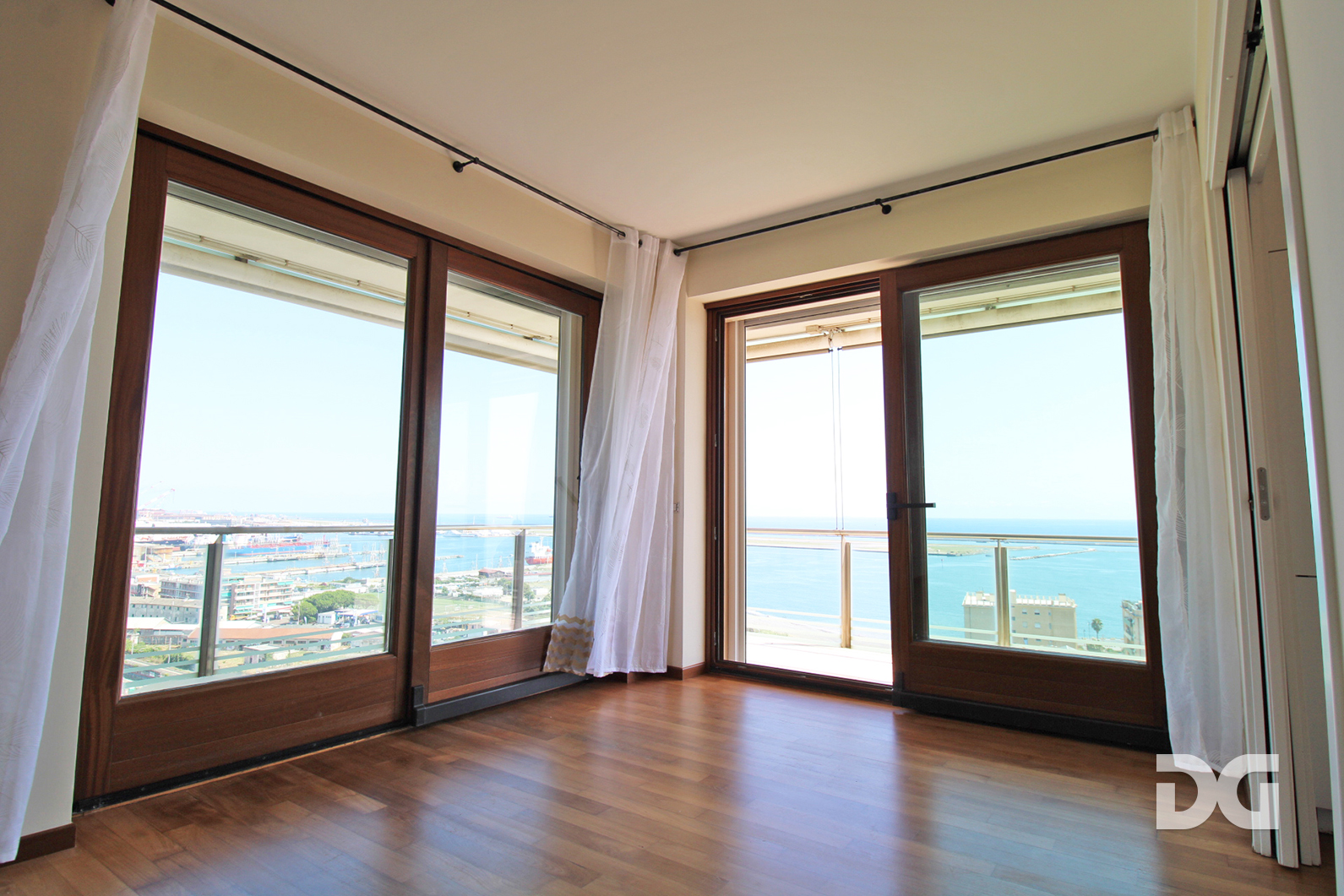 Immobiliare Del Guasta PEGLI MARE–TORRE ELAH - PANORAMICI MQ. 100 