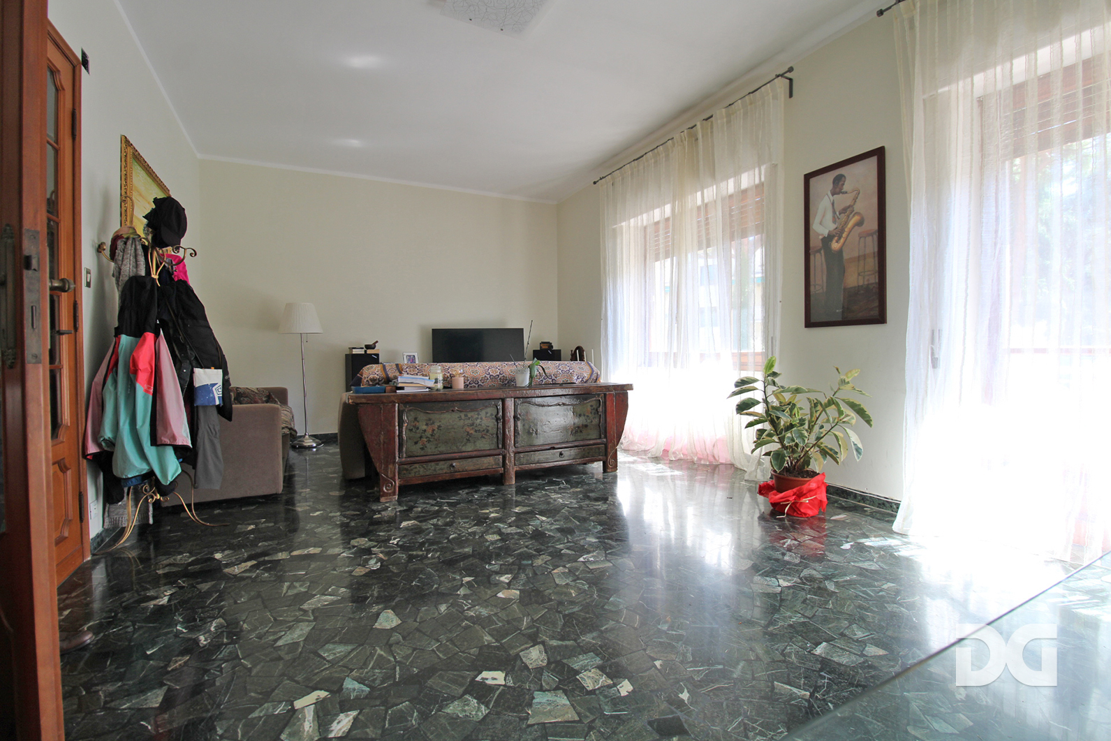 Immobiliare Del Guasta ALBARO - VIALE AREZZO – MQ. 117 CON GRANDE GIARDINO 