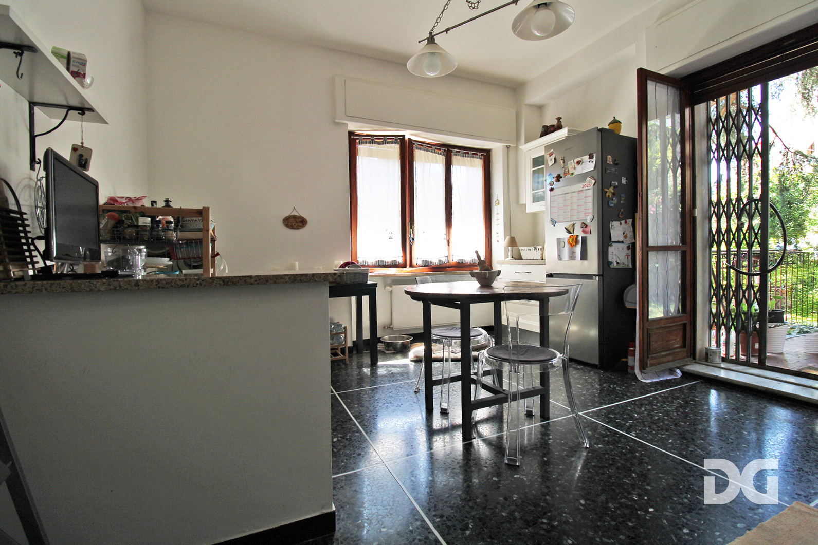 Immobiliare Del Guasta ALBARO - VIALE AREZZO – MQ. 117 CON GRANDE GIARDINO 