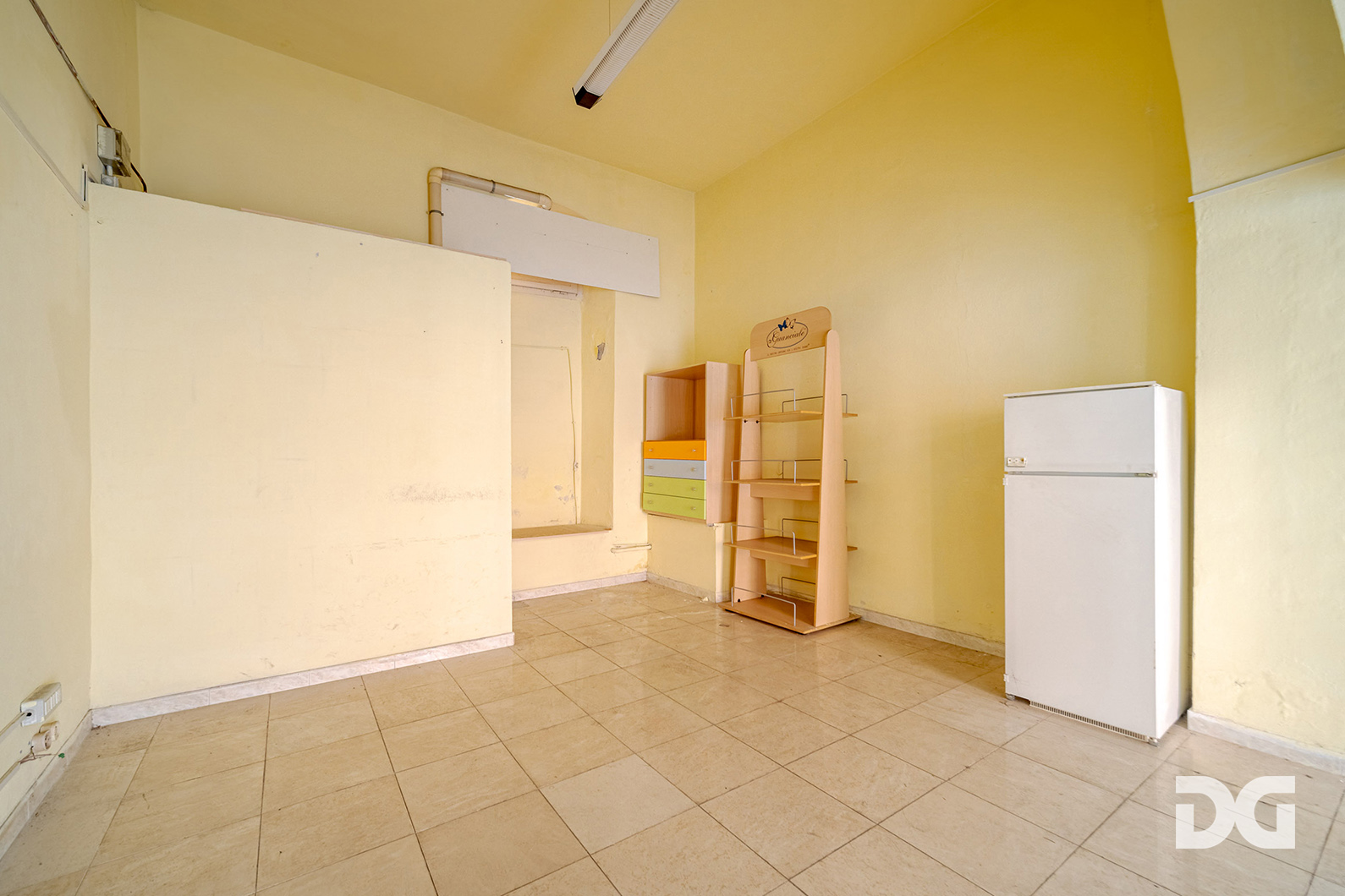 Immobiliare Del Guasta LA SPEZIA MIGLIARINA – VIA LUNIGIANA NEGOZIO MQ. 40 